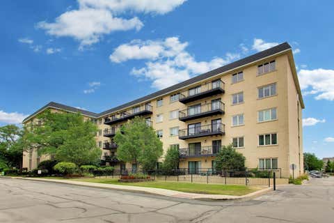 Photo of 8600 Waukegan Road #307, Morton Grove, IL 60053 (MLS # 12684220)