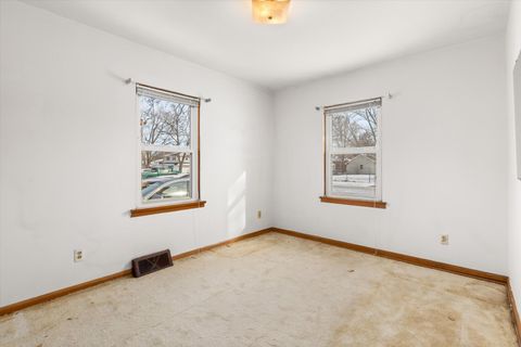 Tiny photo for 1010 Elliott Street, Streator, IL 61364 (MLS # 12557128)