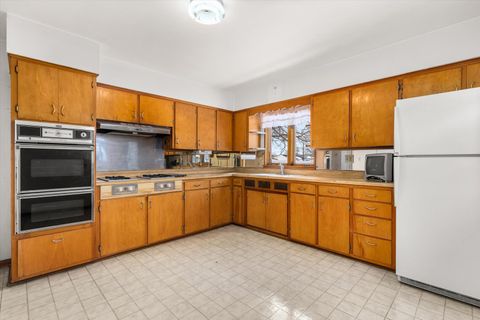 Tiny photo for 1010 Elliott Street, Streator, IL 61364 (MLS # 12557128)