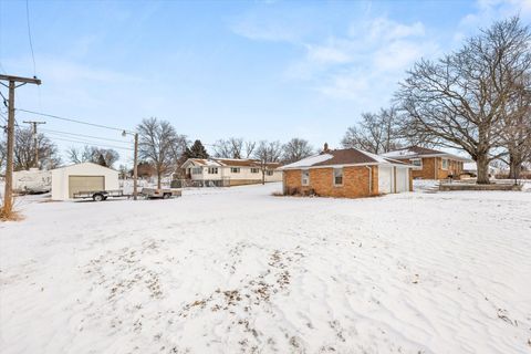 Tiny photo for 1010 Elliott Street, Streator, IL 61364 (MLS # 12557128)