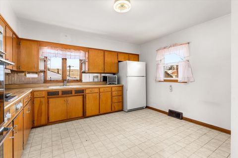 Tiny photo for 1010 Elliott Street, Streator, IL 61364 (MLS # 12557128)