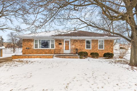 Photo of 1010 Elliott Street, Streator, IL 61364 (MLS # 12557128)