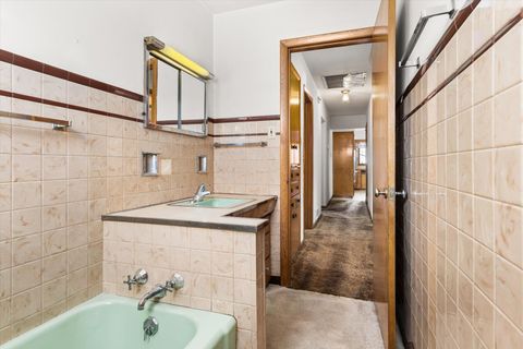 Tiny photo for 1010 Elliott Street, Streator, IL 61364 (MLS # 12557128)