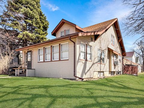 Tiny photo for 405 N Apple Avenue, Freeport, IL 61032 (MLS # 12587775)