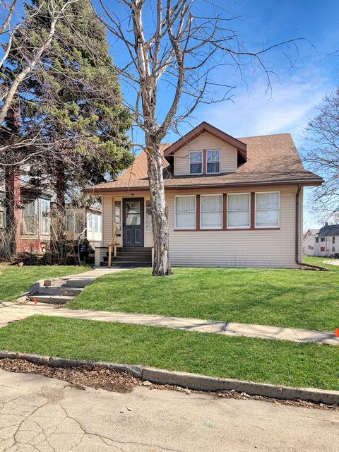 Tiny photo for 405 N Apple Avenue, Freeport, IL 61032 (MLS # 12587775)
