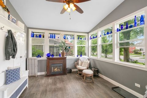 Tiny photo for 11345 S BELL Avenue, Chicago, IL 60643 (MLS # 12556630)