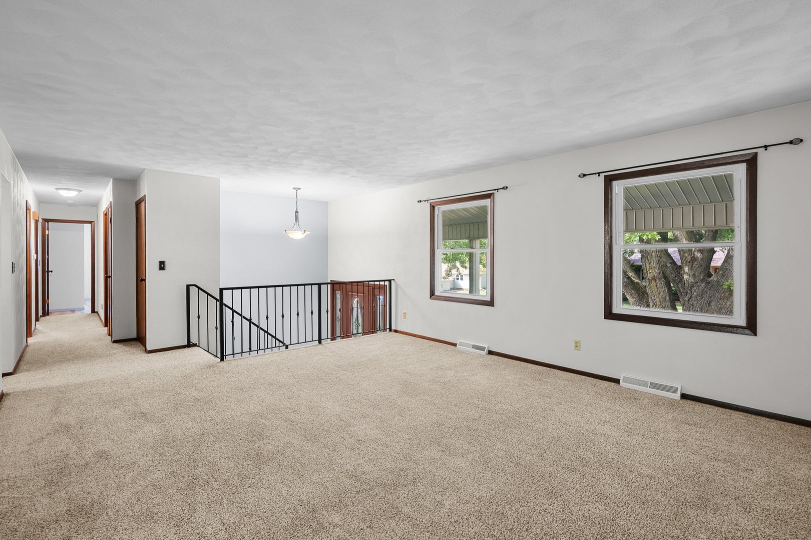 456 Oakwood Place