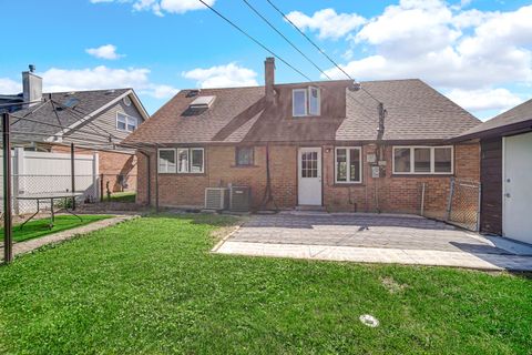 Tiny photo for 275 Frederick Drive, Chicago Heights, IL 60411 (MLS # 12417710)