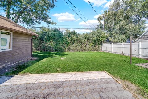 Tiny photo for 275 Frederick Drive, Chicago Heights, IL 60411 (MLS # 12417710)