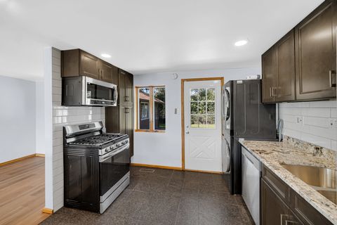 Tiny photo for 275 Frederick Drive, Chicago Heights, IL 60411 (MLS # 12417710)