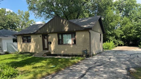 Photo of 927 S Stough Street, Hinsdale, IL 60521 (MLS # 12741330)