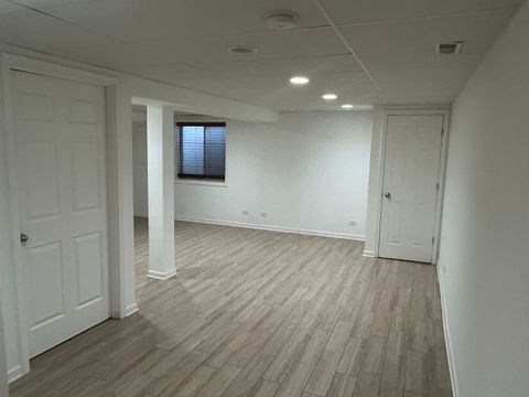 Tiny photo for 258 Windsor Court #C, South Elgin, IL 60177 (MLS # 12541350)