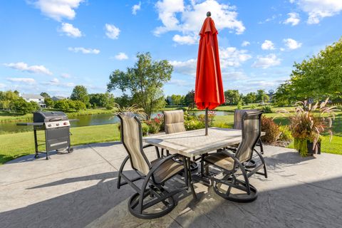 Tiny photo for 12 Baldwin Court, Lake In The Hills, IL 60156 (MLS # 12469360)