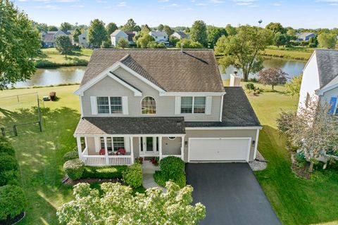 Photo of 12 Baldwin Court, Lake In The Hills, IL 60156 (MLS # 12469360)