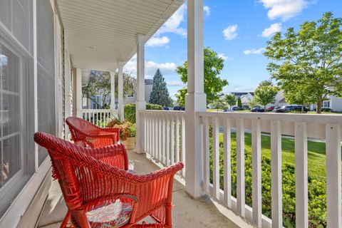 Tiny photo for 12 Baldwin Court, Lake In The Hills, IL 60156 (MLS # 12469360)