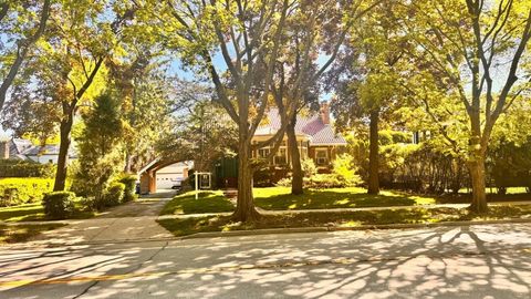 1112 Sheridan Road Wilmette IL 60091