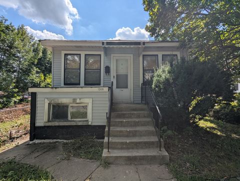 Tiny photo for 1309 W 110th Place, Chicago, IL 60643 (MLS # 12496963)