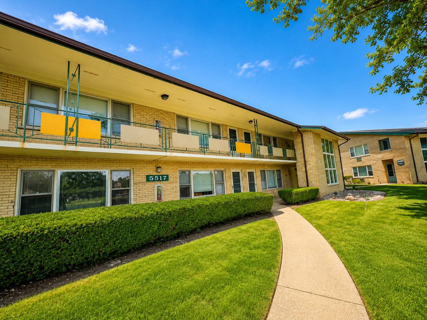 5517 King Arthur Court