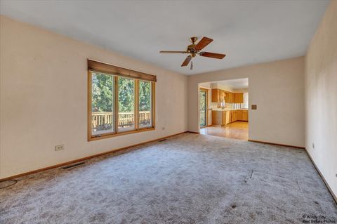 Tiny photo for 12434 W Van Court, Beach Park, IL 60099 (MLS # 12503232)