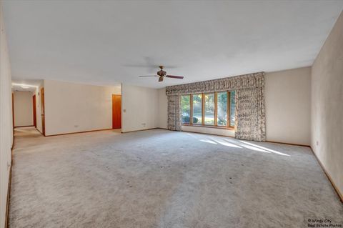 Tiny photo for 12434 W Van Court, Beach Park, IL 60099 (MLS # 12503232)