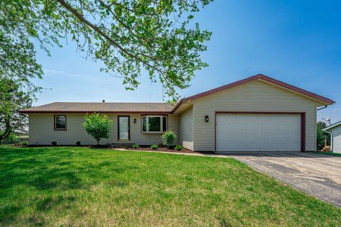 Single Family Residence in Roscoe IL 12358 EQUINE Drive.jpg