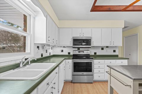 Tiny photo for 2501 Bedford Drive, Champaign, IL 61820 (MLS # 12587713)