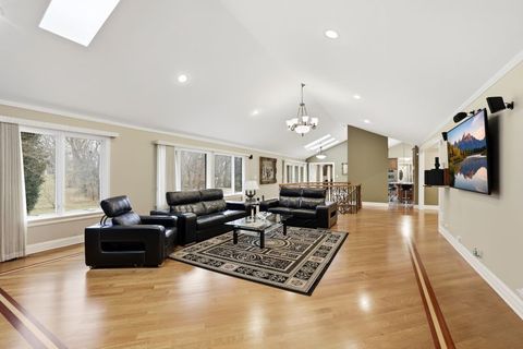 Tiny photo for 53 Darlington Drive, Hawthorn Woods, IL 60047 (MLS # 12585768)