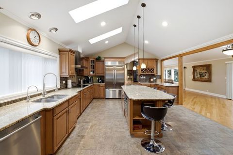 Tiny photo for 53 Darlington Drive, Hawthorn Woods, IL 60047 (MLS # 12585768)