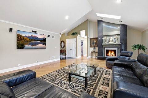 Tiny photo for 53 Darlington Drive, Hawthorn Woods, IL 60047 (MLS # 12585768)