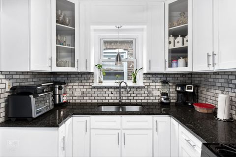 Tiny photo for 3320 W 60th Place, Chicago, IL 60629 (MLS # 12575947)