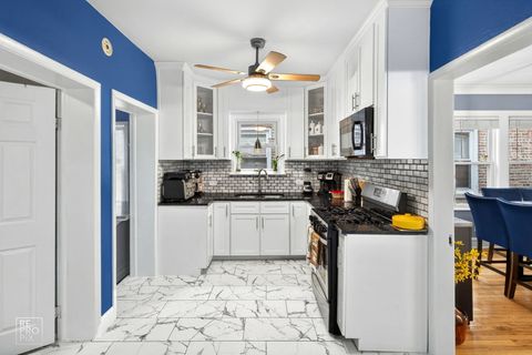 Tiny photo for 3320 W 60th Place, Chicago, IL 60629 (MLS # 12575947)