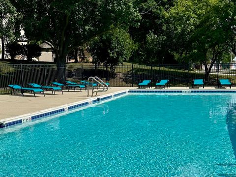 Tiny photo for 2814 Belle Lane #2814, Schaumburg, IL 60193 (MLS # 12441689)