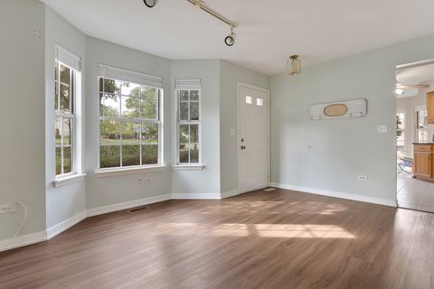Tiny photo for 2814 Belle Lane #2814, Schaumburg, IL 60193 (MLS # 12441689)