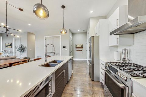 Tiny photo for 2341 W Chicago Avenue #2F, Chicago, IL 60622 (MLS # 12554350)