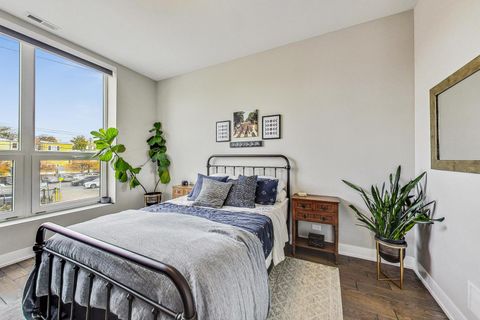 Tiny photo for 2341 W Chicago Avenue #2F, Chicago, IL 60622 (MLS # 12554350)