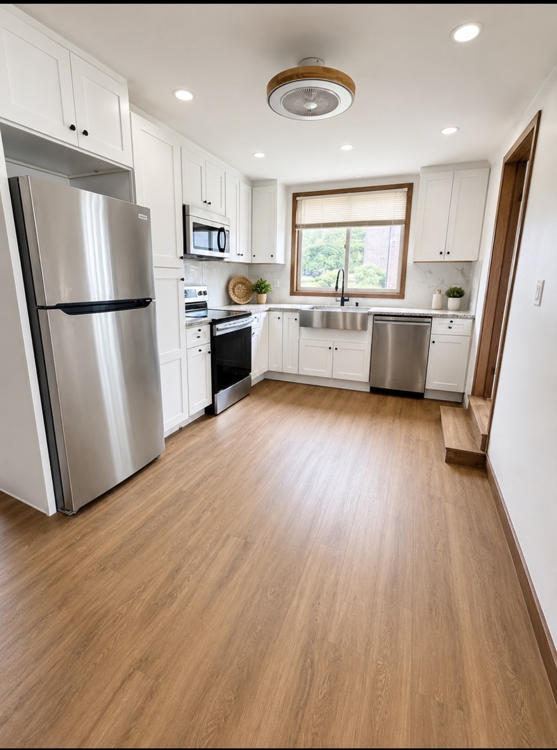 2821 W 102nd Street SW