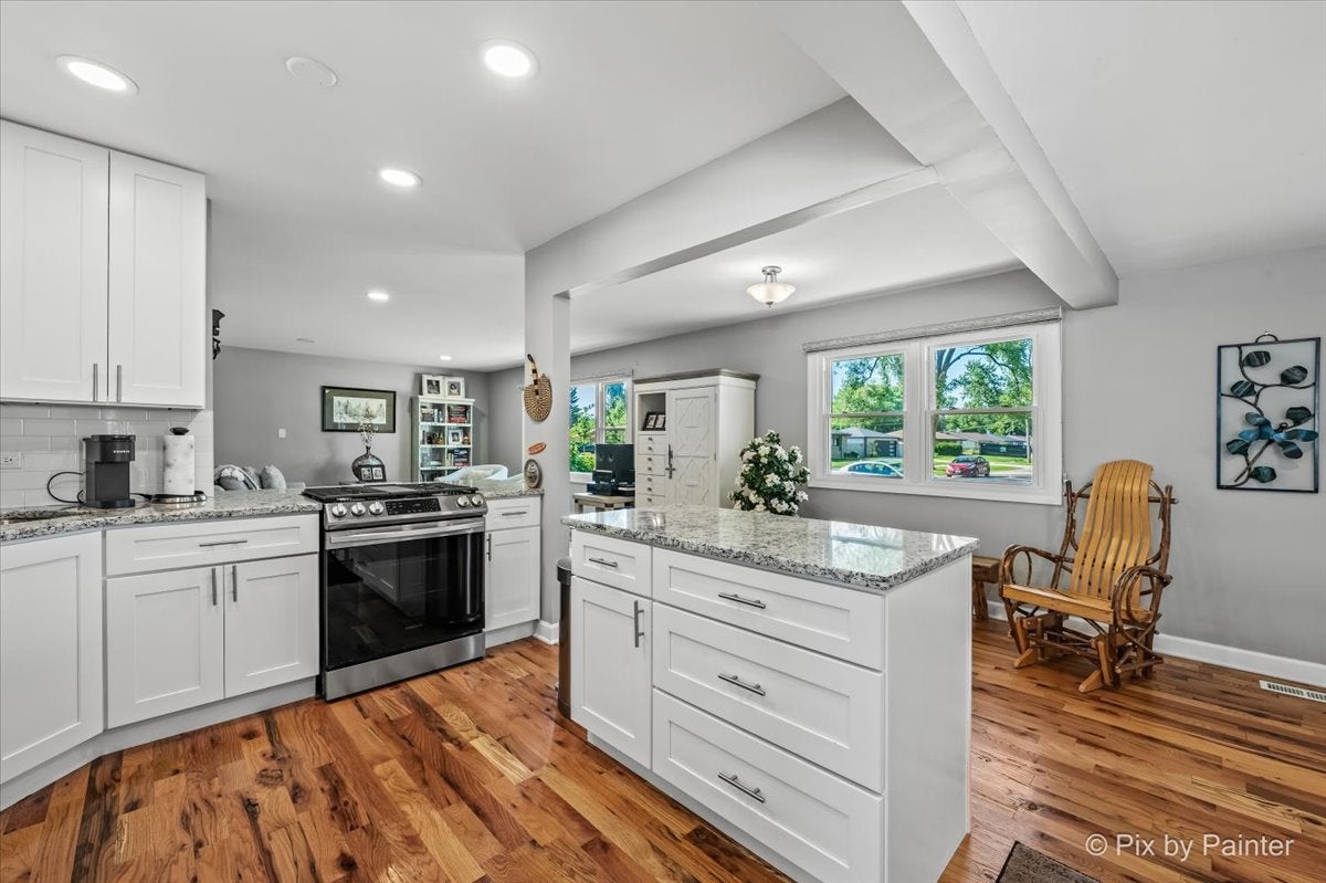 495 Glendale Lane
