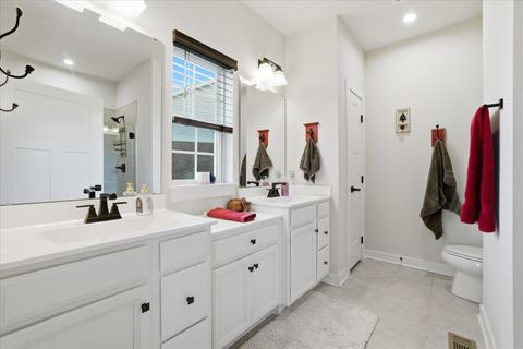 Tiny photo for 1851 Glenlake Court, New Lenox, IL 60451 (MLS # 12517998)