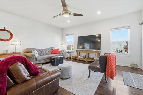 Tiny photo for 1851 Glenlake Court, New Lenox, IL 60451 (MLS # 12517998)