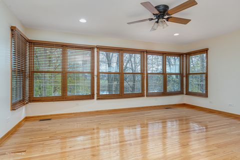 Tiny photo for Naperville, IL 60563 (MLS # 12482917)