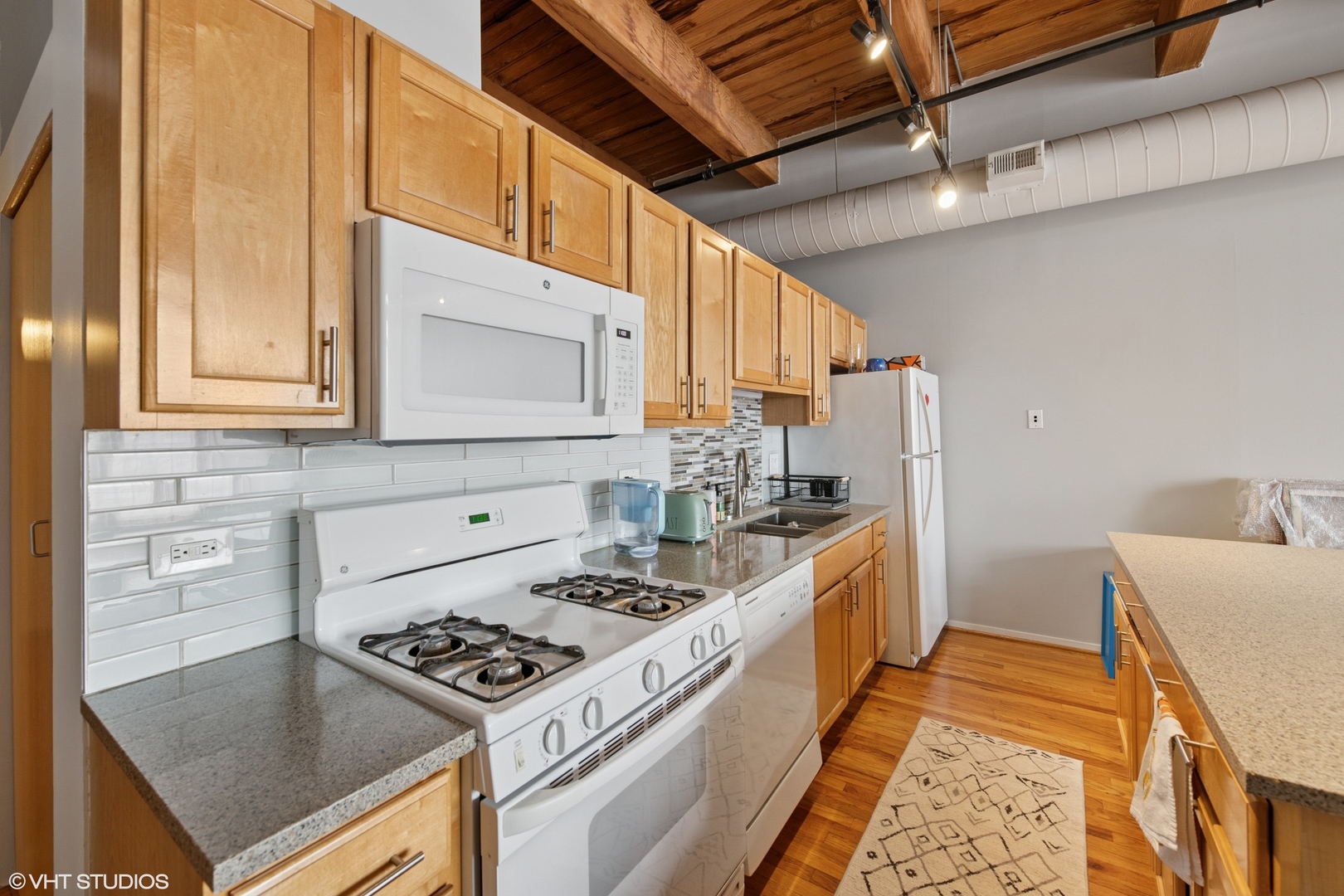 1250 W Van Buren Street 314