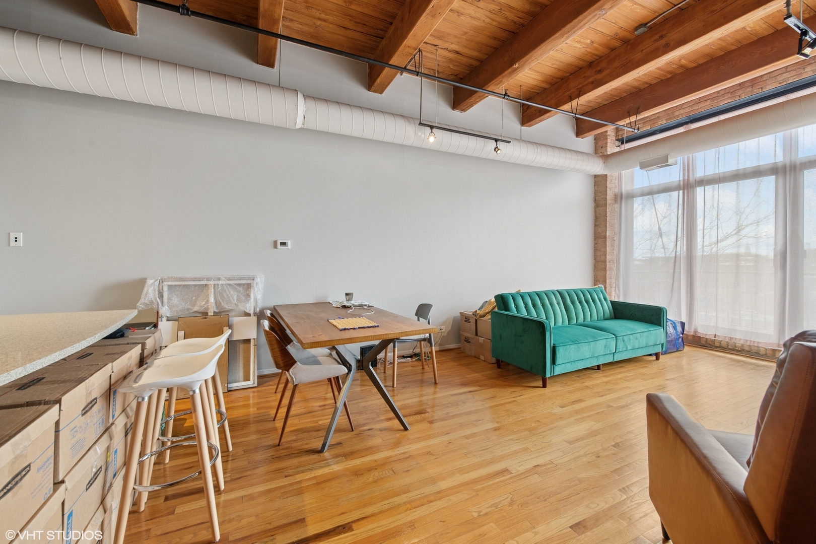 1250 W Van Buren Street 314