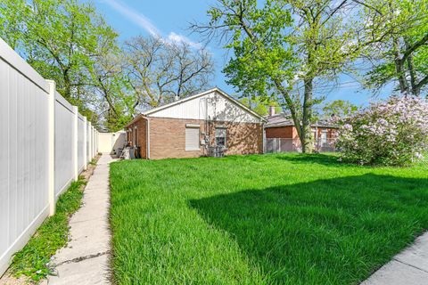 Tiny photo for 14832 Langley Avenue, Dolton, IL 60419 (MLS # 12624241)