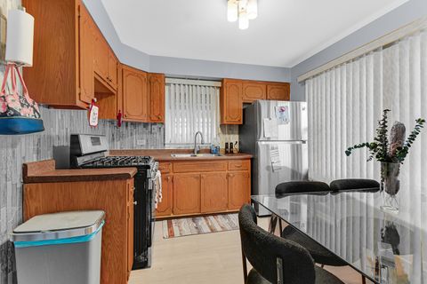 Tiny photo for 14832 Langley Avenue, Dolton, IL 60419 (MLS # 12624241)