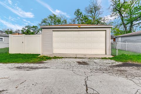 Tiny photo for 14832 Langley Avenue, Dolton, IL 60419 (MLS # 12624241)