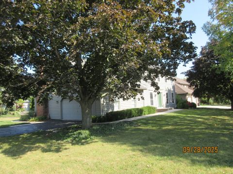 Tiny photo for 1099 W JEFFERSON Avenue, Naperville, IL 60540 (MLS # 12504472)
