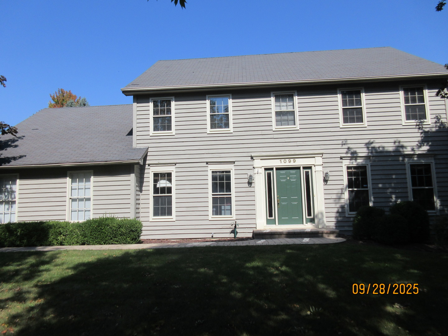 1099 W JEFFERSON Avenue