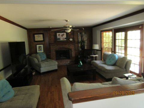 Tiny photo for 1099 W JEFFERSON Avenue, Naperville, IL 60540 (MLS # 12504472)