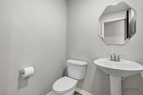 Tiny photo for 3209 Martini Street, Mundelein, IL 60060 (MLS # 12454940)