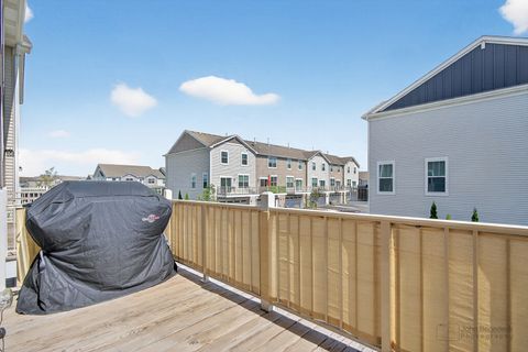 Tiny photo for 3209 Martini Street, Mundelein, IL 60060 (MLS # 12454940)